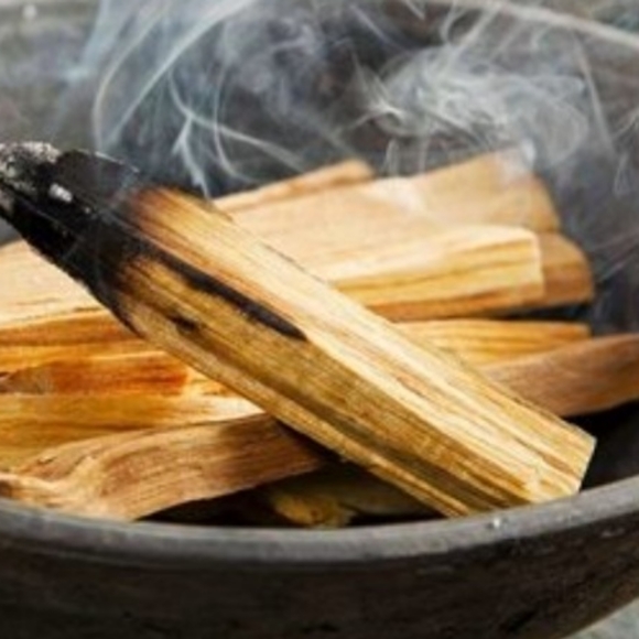 Palo Santo - Picture 3 of 4